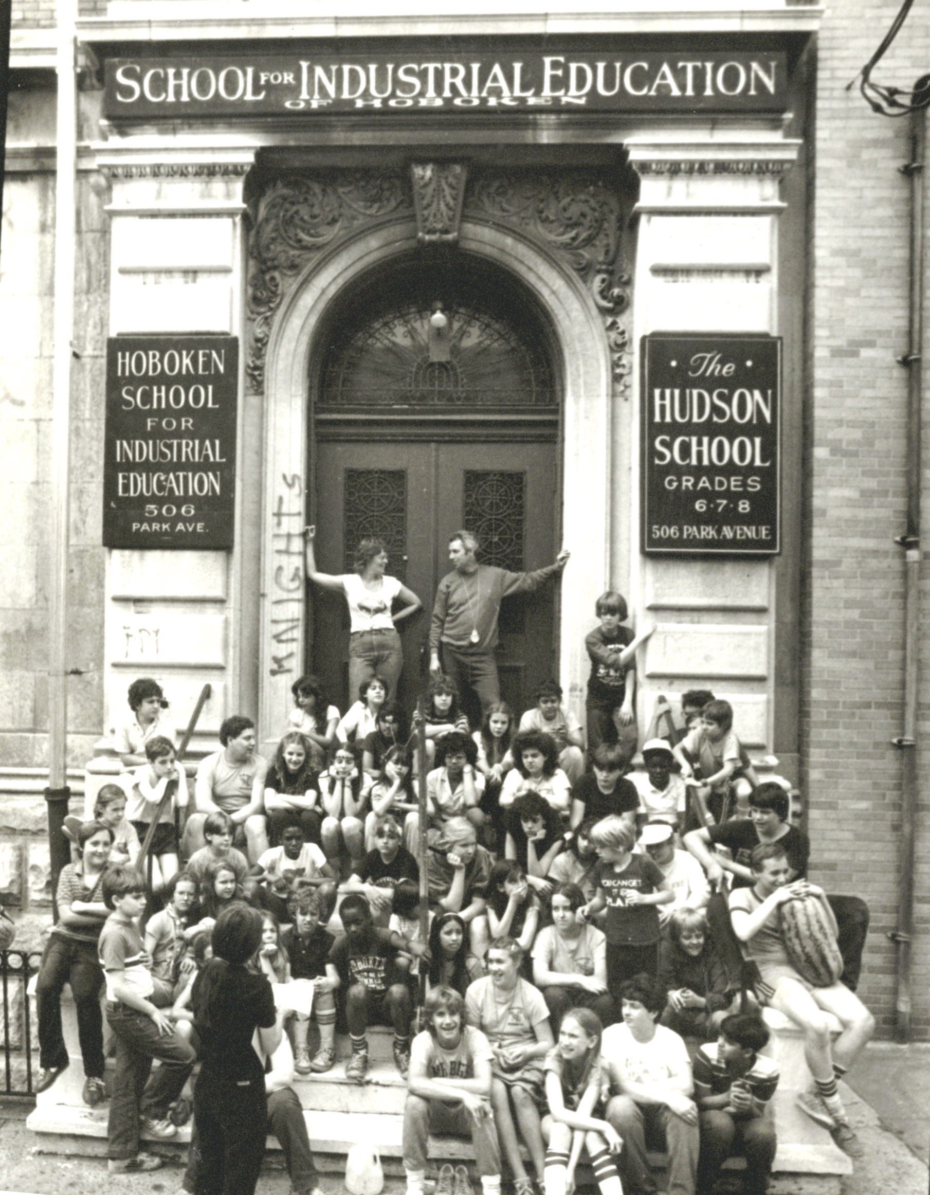 Students and teachers gathered on the front steps of The Hudson School’s early home at 506 Park Avenue in Hoboken.